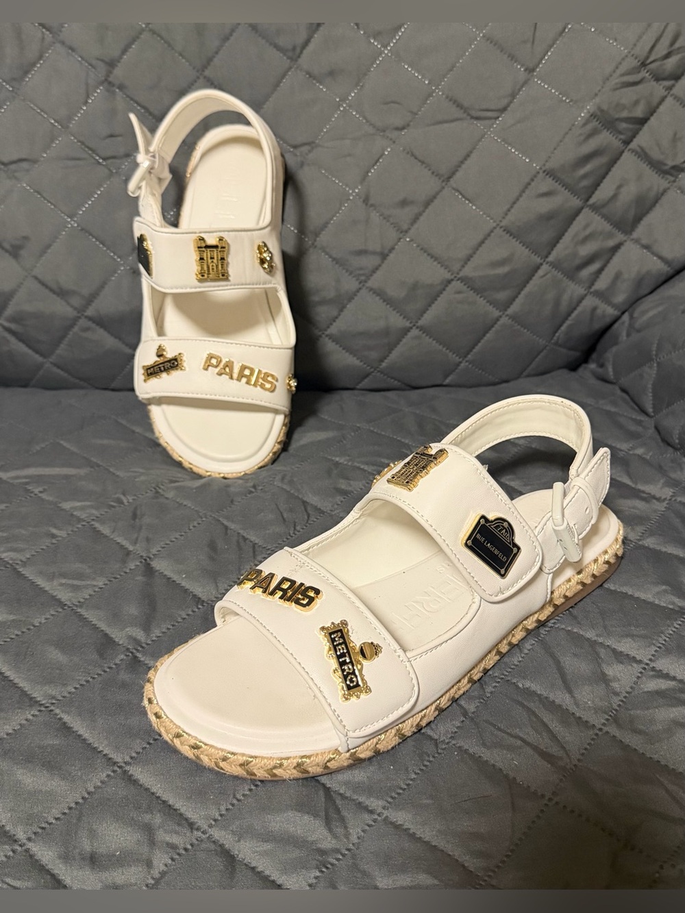 Karl Lagerfeld Paris Women's Charlay Rue Pins Espadrille Flat Sandals white Sz 8